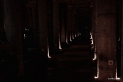 300-Basilica-Cisterna-tra-luci-ed-ombre