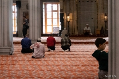 312-Moschea-Blu-in-preghiera